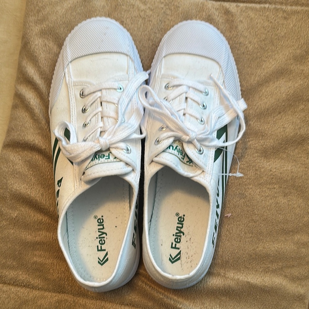 Feiyue White and Green Sneakers